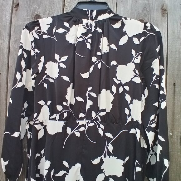 KARMI LABEL Dress Womens Size M Black Floral Print Halter Tie Waist New Slim New - Picture 3 of 15